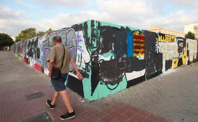 La indignación social fuerza a Ribó a rectificar y borrará el mural de Alsasua
