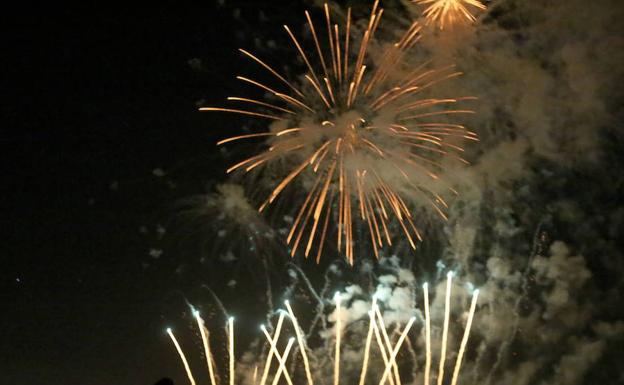 La Feria de Julio cierra el viernes los actos pirotécnicos con el Correfoc dels «dimonis»