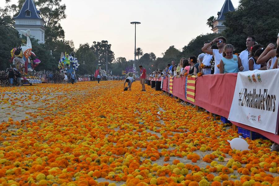 Búscate en la Batalla de Flores 2018