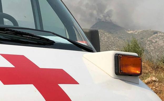 Cruz Roja atiende a 326 vecinos afectados por el fuego