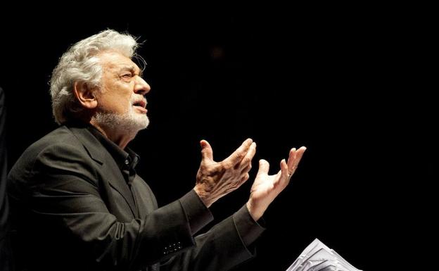 Cárcel por poner durante 16 años a todo volumen una aria de Plácido Domingo