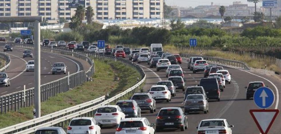 Más de la mitad de los viajes entre Valencia y l'Horta se hacen en coche