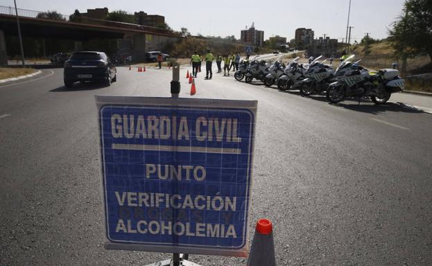 Tráfico lanza desde hoy una campaña contra el alcohol y las drogas al volante