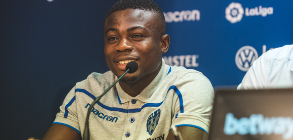Moses Simon se pierde el inicio liguero con el Levante