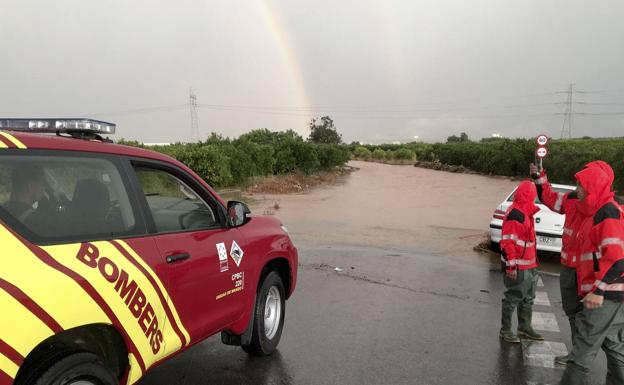 Caída de las máximas, lluvias de hasta 80 litros y 5.000 rayos en la Comunitat Valenciana