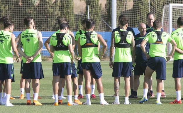 Vukcevic, fuera de la primera convocatoria del Levante