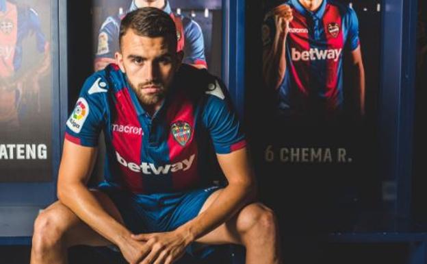 Borja Mayoral, al Levante UD