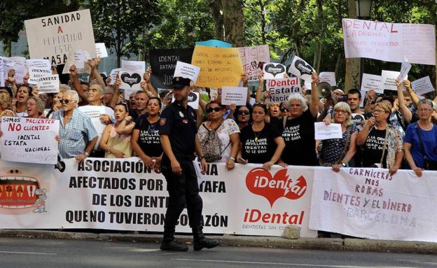 El juez reúne a representantes de 14 comunidades para coordinar el macrofraude de 'iDental'