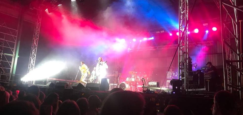 Indignación en Tavernes por proclamas independentistas en un concierto de fiestas