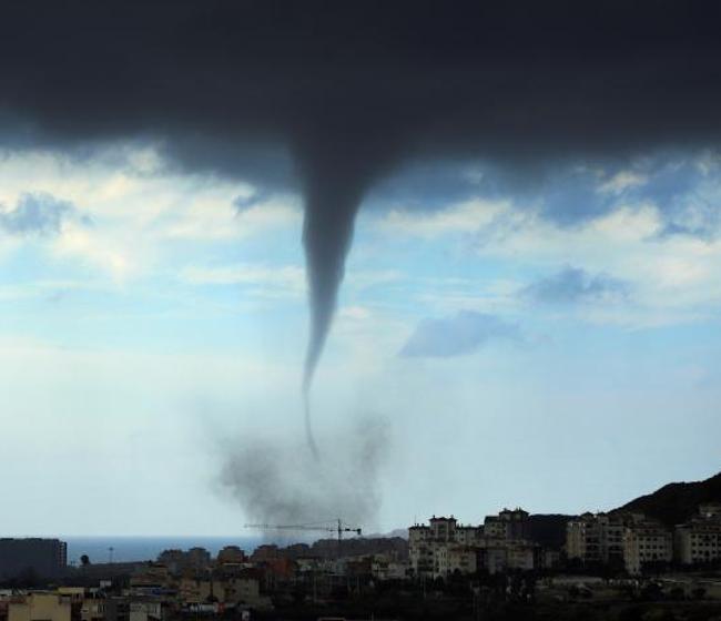 Aemet sitúa lo peor de la gota fría en la Comunitat: hasta 150 l/m2 en el litoral