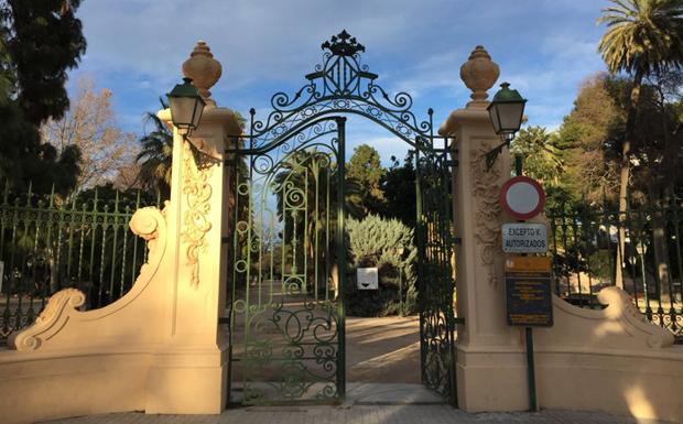 Todos los parques y jardines vallados de Valencia estarán hoy cerrados