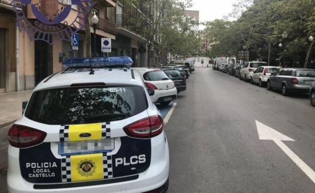 Detenido un joven de 26 años por agredir a su pareja, un varón de 46, con una silla metálica