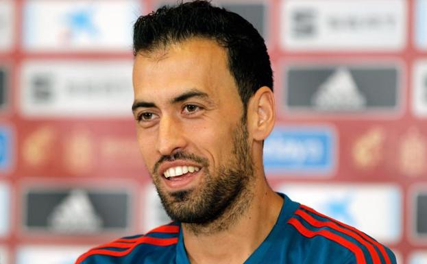 Busquets: «Veo más similitudes que diferencias entre Luis Enrique y Lopetegui»