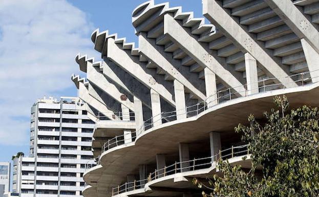 Las obras del nuevo estadio no se reanudarán hasta que haya una oferta por Mestalla