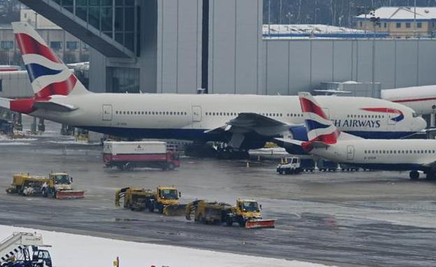 Un avión de British Airways realiza un aterrizaje de emergencia en Alicante