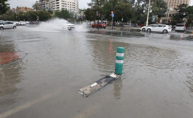 La tormenta barre la ciudad de Valencia y dejan hasta 41 litros en Blasco Ibáñez