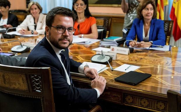 Cataluña anuncia un acuerdo con Hacienda para recibir 1.459 millones en cuatro años para infraestructuras y Mossos