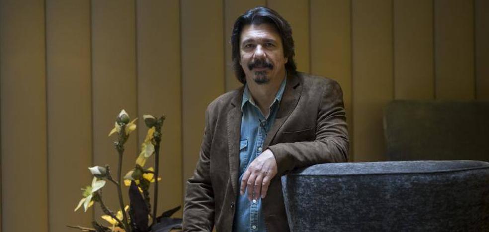 Dardo Scavino gana el Anagrama de Ensayo con 'El sueño de los mártires'