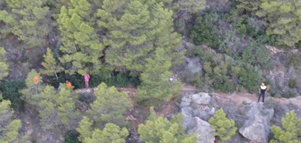 Rescatan a un hombre de 70 años de la cala Llebeig de Benitatxell