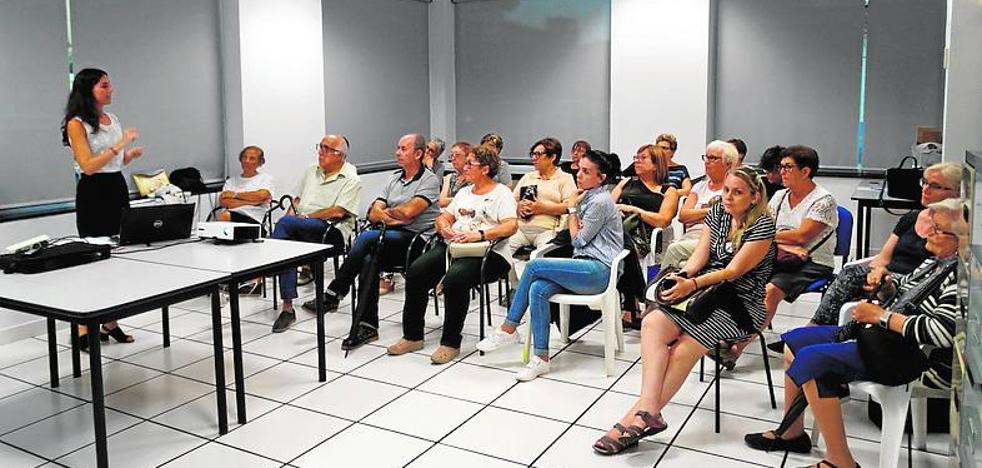 Massanassa organiza charlas y un taller de defensa personal para mujeres