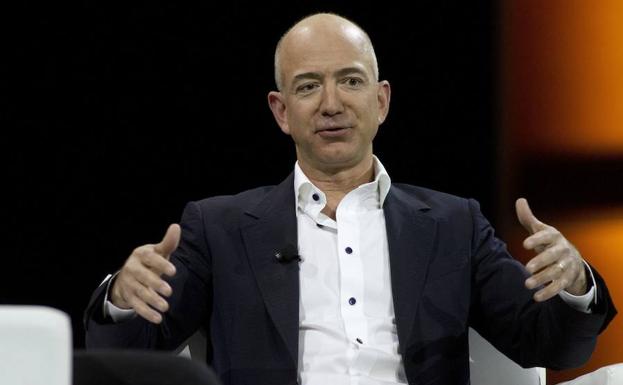 Jeff Bezos destrona a Bill Gates como el estadounidense más rico