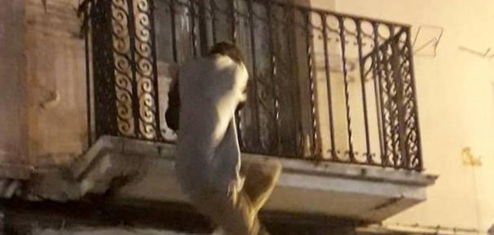 La Policía Nacional pilla in fraganti a un 'spiderman' robando en Valencia