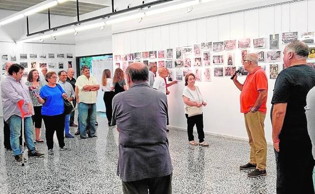 Una exposición de fotografías recoge la historia del municipio