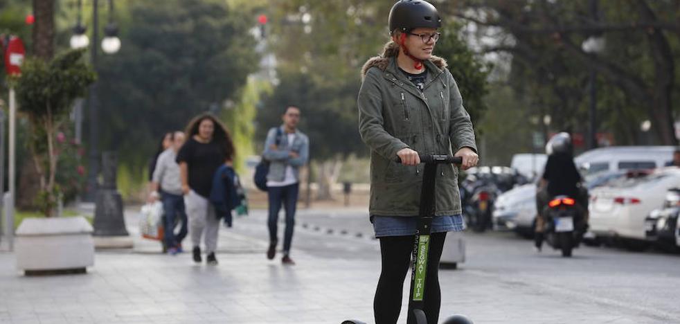 Los usuarios de los patinetes 'segway' tendrán que llevar casco por seguridad
