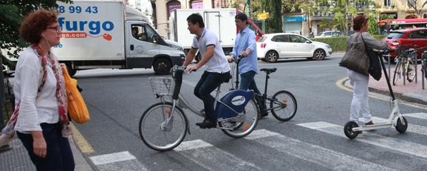 Ordenanza de bicicletas y patinetes de Valencia: ¿Se puede...?