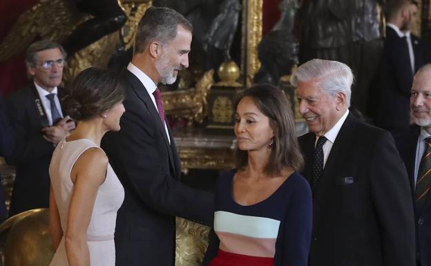 Mariñas, Juan Ramón Lucas, Isabel Preysler... Los otros invitados en la recepción real