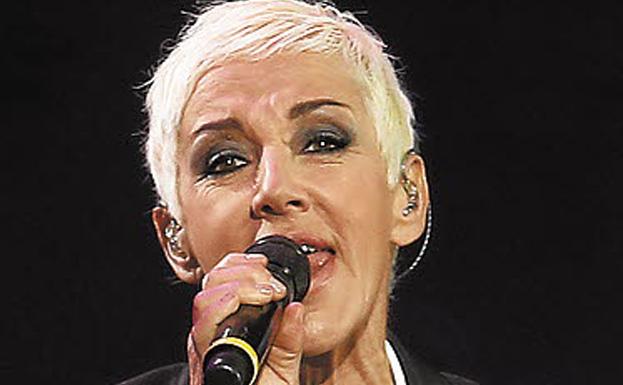Polémica en 'OT' al oponerse Ana Torroja a cambiar «mariconez» de una letra de Mecano