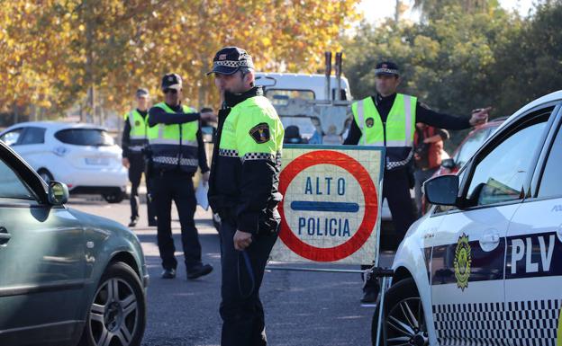 Circula sin carnet y sextuplicando la tasa de alcohol por la calle Xàtiva de Valencia