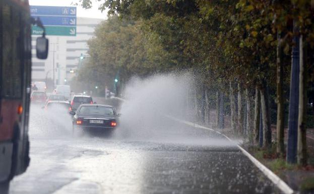 Emergencias recomienda extremar la precaución ante la gota fría en Valencia