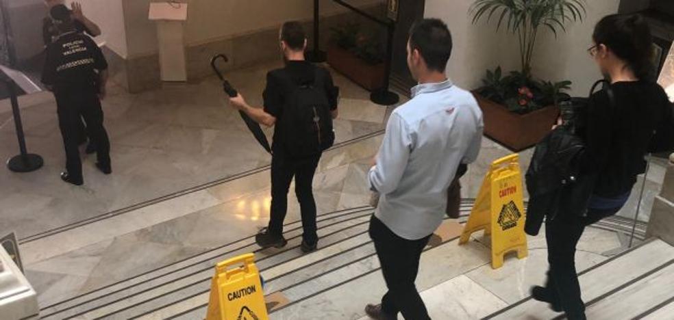 Goteras en el Ayuntamiento de Valencia tras el paso de la gota fría
