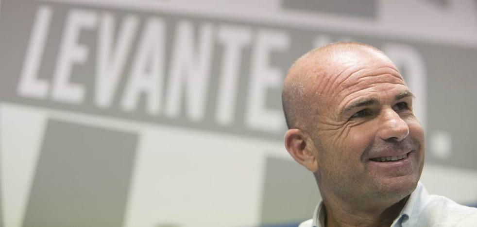 Paco López se lleva a todos los disponibles al Bernabéu