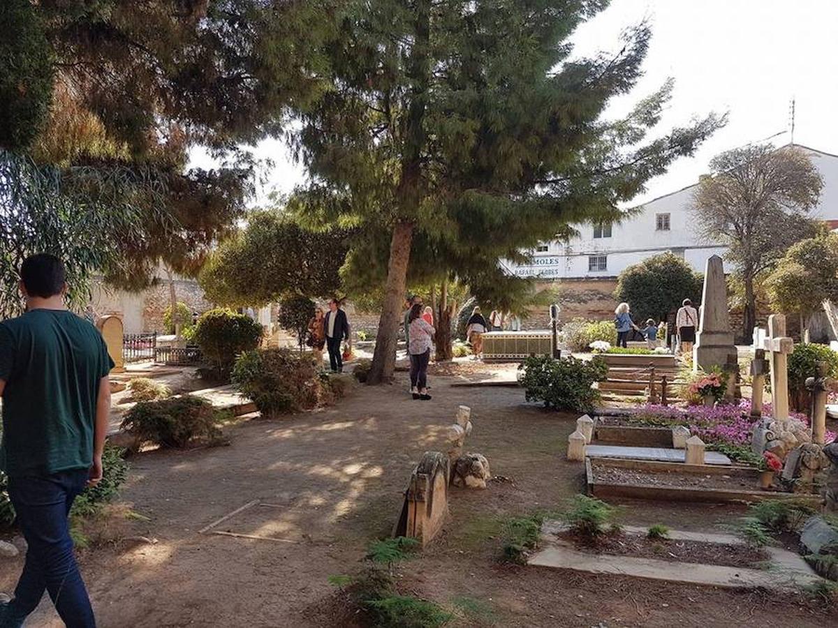 El Cementerio Británico de Valencia prepara su apertura anual