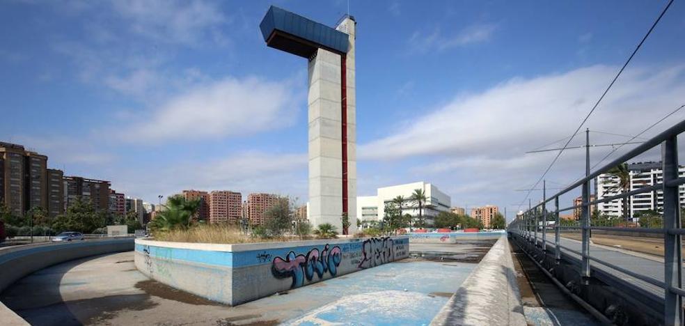 El Ayuntamiento de Valencia pide a Fomento por unanimidad que repare ya la avenida Cataluña
