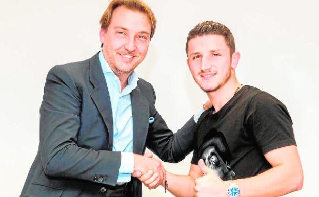 Bardhi, un francotirador blindado con 50 millones