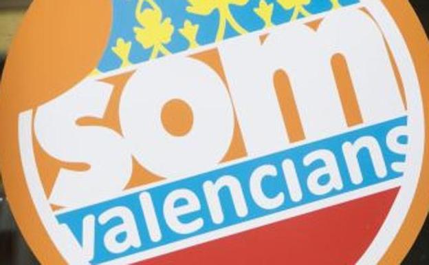 Som Valencians ahonda su crisis con una dimisión, expulsiones y la policía en la asamblea