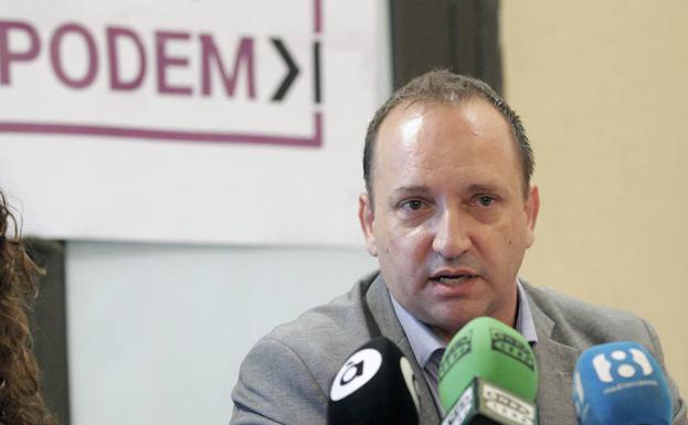 Dalmau indigna al PSPV al deslizar que podría hacer presidenta a Oltra