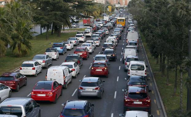 Más accidentes en la avenida del Cid tras el desmontaje de las pasarelas