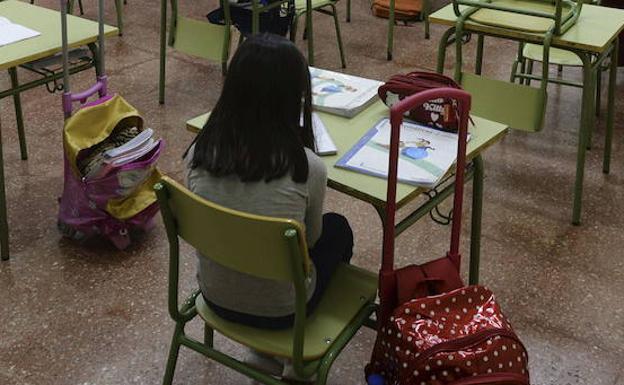 La Generalitat reconoce que tiene que reforzar el castellano en la escuela