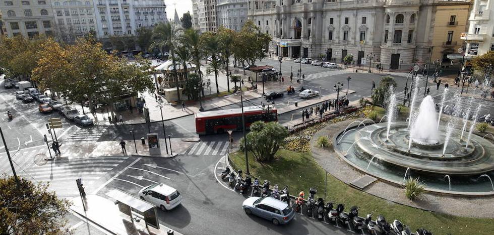 La reforma de la plaza del Ayuntamiento incluirá las peticiones de vecinos y comerciantes
