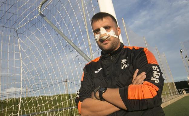 Joan Alós, entrenador del Meliana alevín agredido por un padre: «Ahora voy a estar con miedo en el banquillo, pero seguiré entrenando»