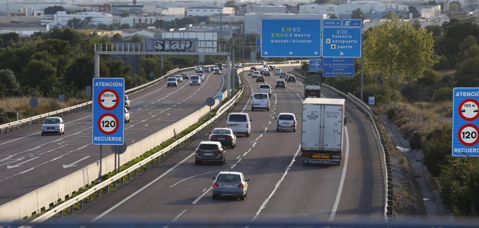 El by-pass, abocado al colapso diario por una ampliación pendiente desde 2014