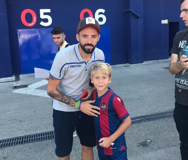 Pablo, 8 años: lastimado pero feliz por el disparo del Comandante