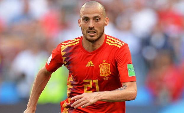 David Silva hará el saque de honor antes del partido entre España y Bosnia