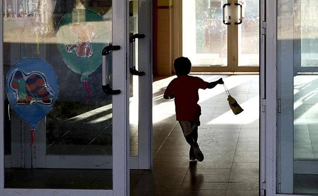 Un centenar de plazas de profesores para alumnos con problemas, sin cubrir desde el inicio del curso