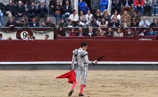 Un beso confirma la relación entre Victoria Federica y el torero Gonzalo Caballero