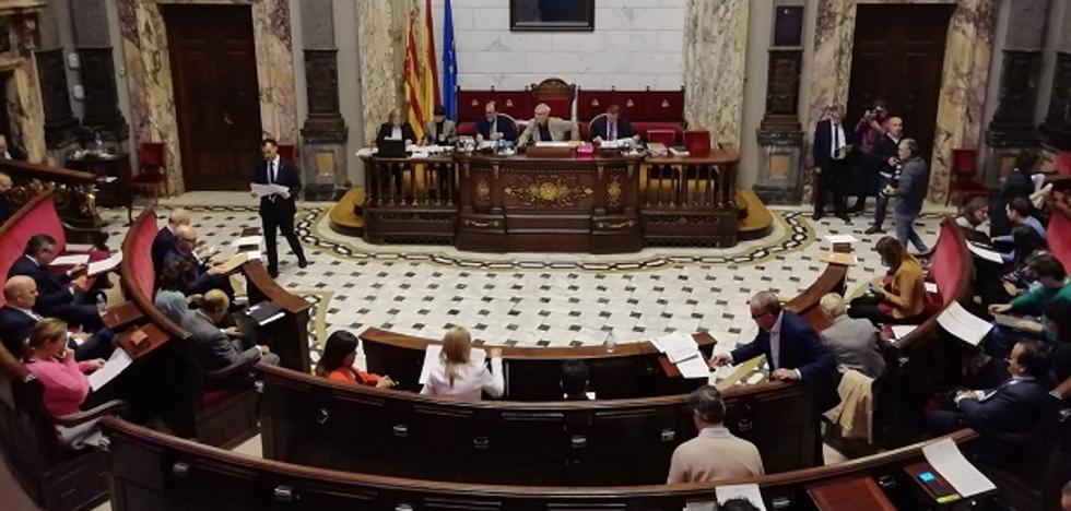 PP y Cs recriminan a Joan Ribó que no baje los impuestos en Valencia pese al aumento de ingresos